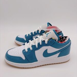 Air Jordan 1 Cyber Teal